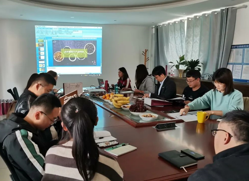 西微雅邀請美國加州葡萄干管理委員會陸老師為員工進行產品培訓(圖3) 西微雅邀請美國加州葡萄干管理委員會陸老師為員工進行產品培訓(圖3)